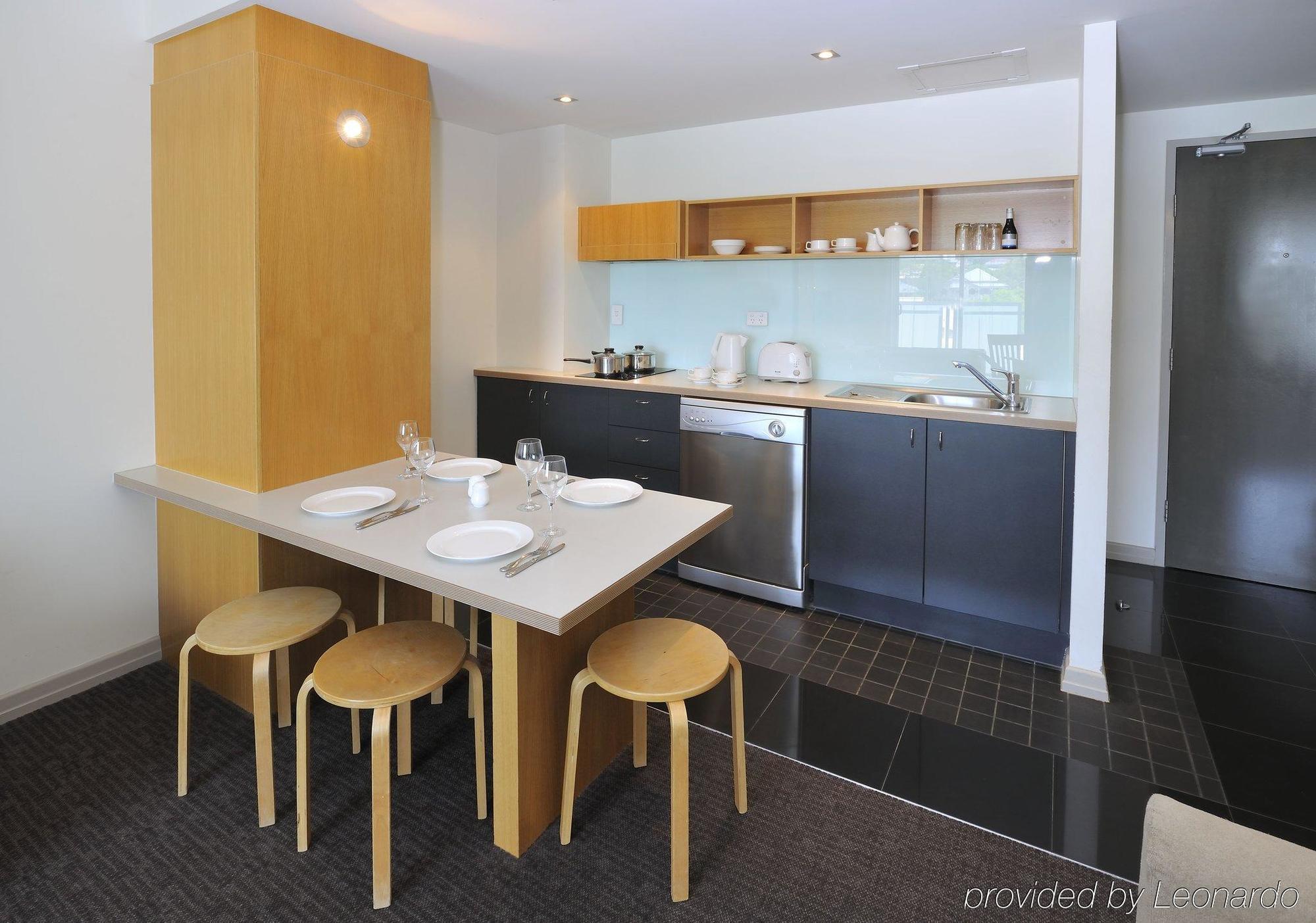 Metro Hotel Ipswich International Экстерьер фото