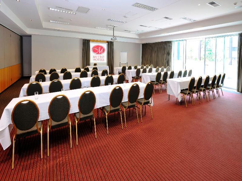 Metro Hotel Ipswich International Экстерьер фото