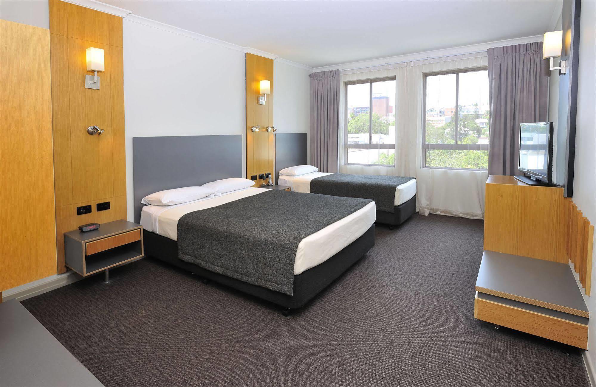 Metro Hotel Ipswich International Экстерьер фото